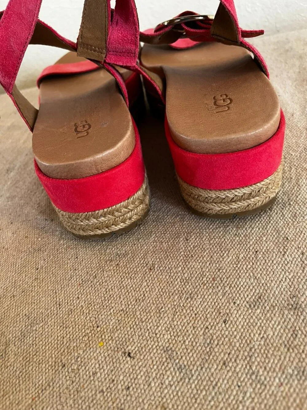 UGG woman april